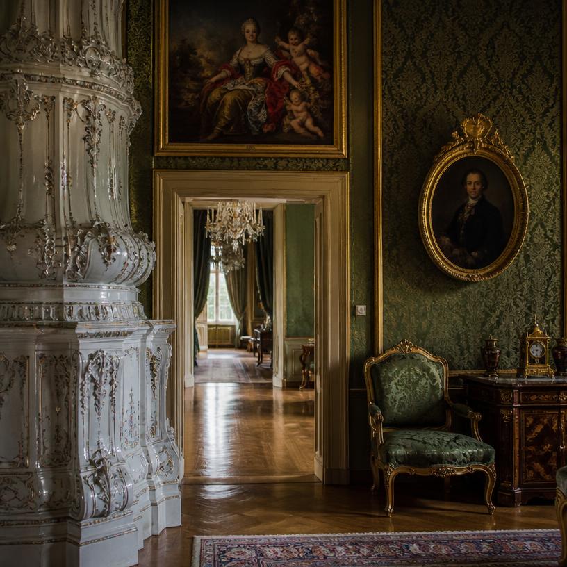 Prunkvolle Erinnerungen: Luxus und Nostalgie auf einen Blick